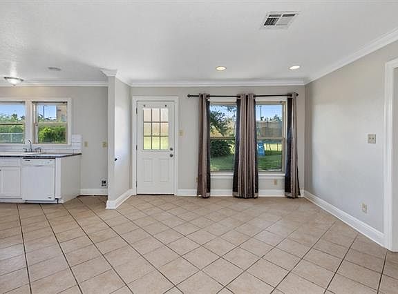 5th image of 115 Orchard Dr