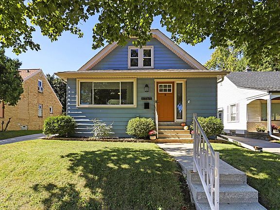2nd image of 4365 S Quincy AVENUE