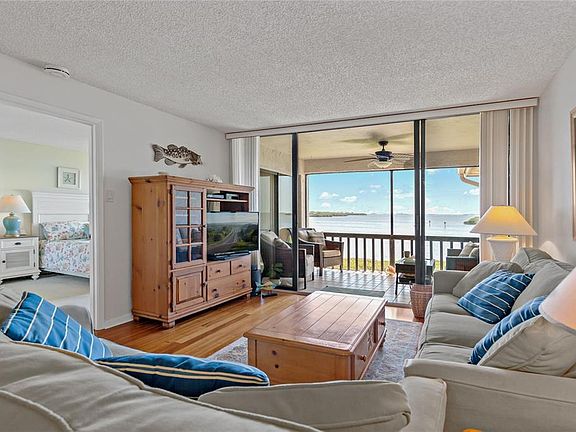 3rd image of 1811 Mariner Dr APT 124