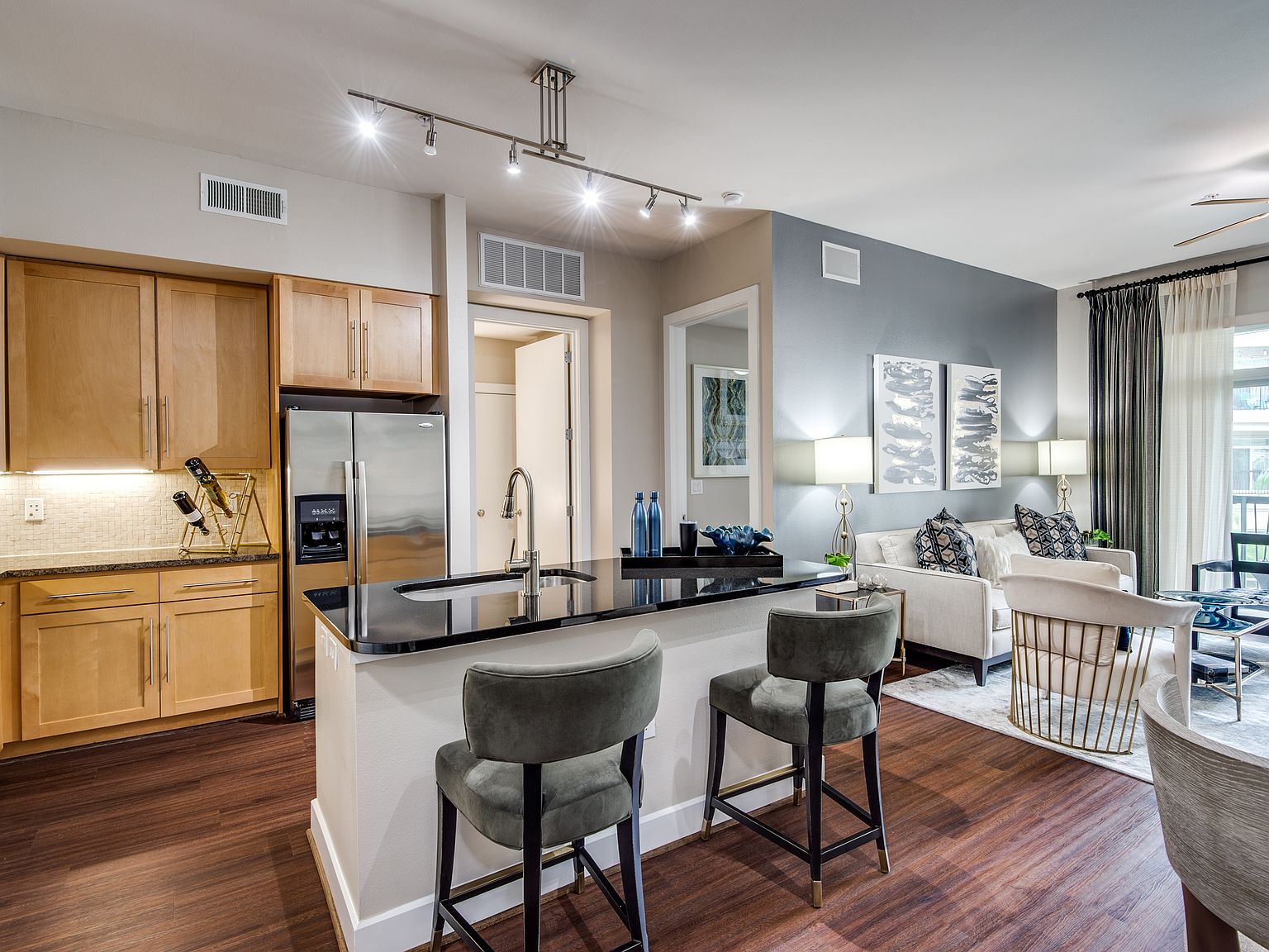 811 Town And Country Blvd APT 424, Houston, TX 77024 Zillow