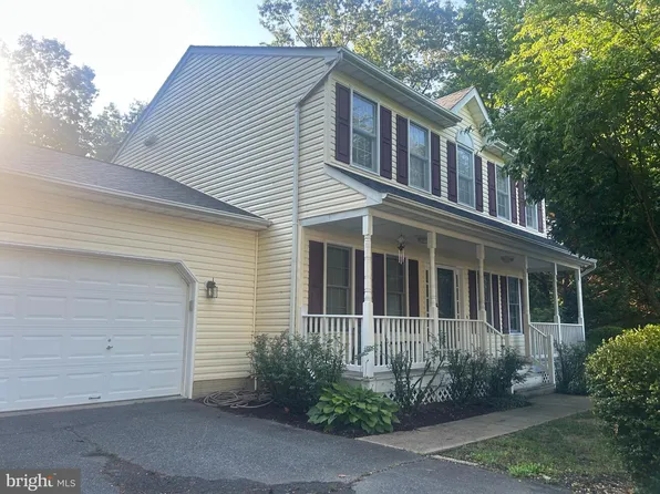 9609 Norwick Ln, Fredericksburg, VA 22408