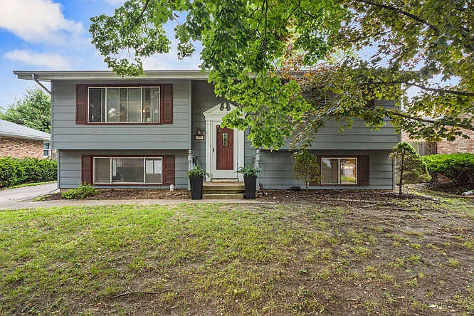 1709 Briarcliff Dr photo 1