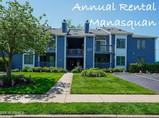 105 Mount Ln APT 8, Manasquan, NJ 08736