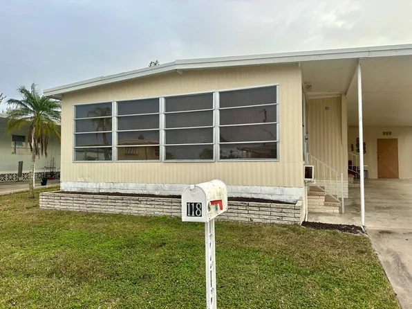 118 5th St E, Nokomis, FL 34275