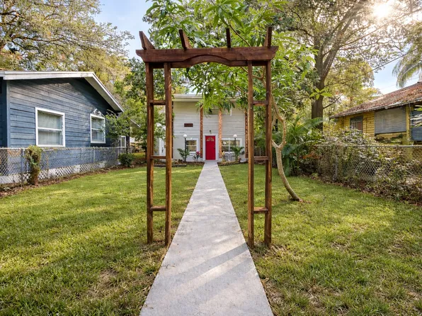 807 E Genesee St, Tampa, FL 33603