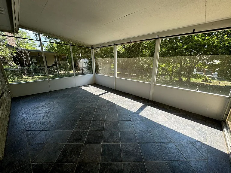 3312 Westrim Dr — Photo 17