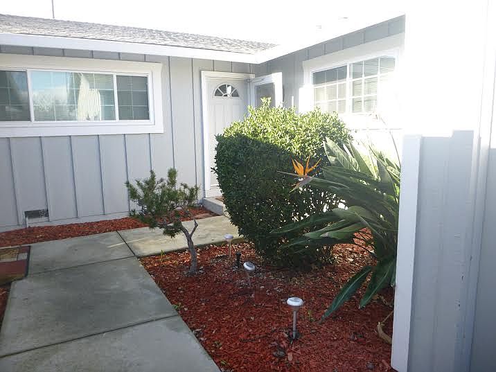 1st image of 5685 Cahalan Ave
