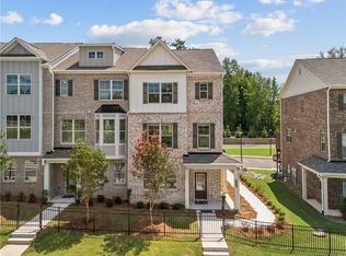527 Fundao Ln #32, Lawrenceville, GA