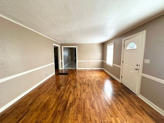 5th image of 244 S Hollis Ave