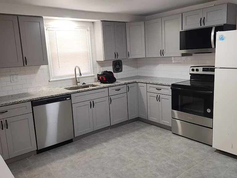 714A Carmen Dr #714A — Photo 5