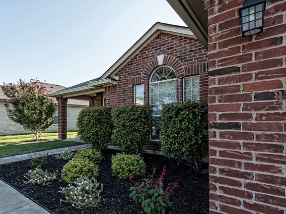 2nd image of 6536 Costa Dr