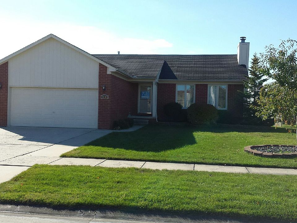 1st image of 21582 Clifford Dr
