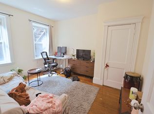 24 Peterborough St APT 11, Boston, MA 02215