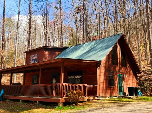 135 Edens Ln, Murphy, NC 28906