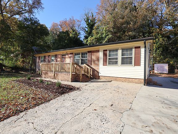 2nd image of 937 Green Circle Dr