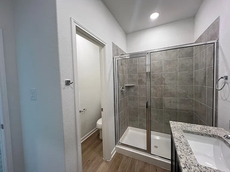 501 Jean St — Photo 12
