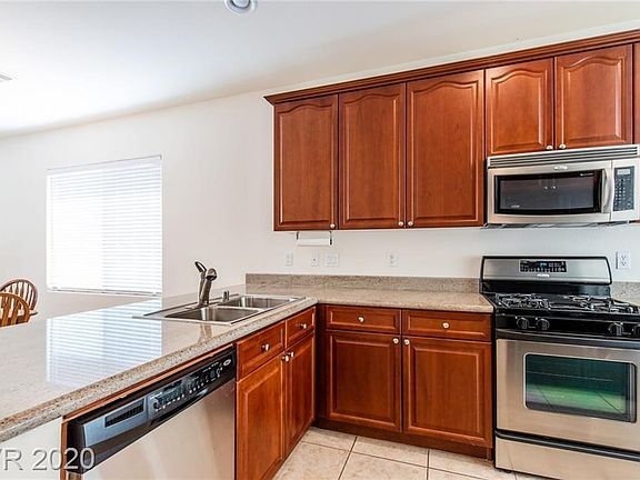 3rd image of 3729 Citrus Heights Ave