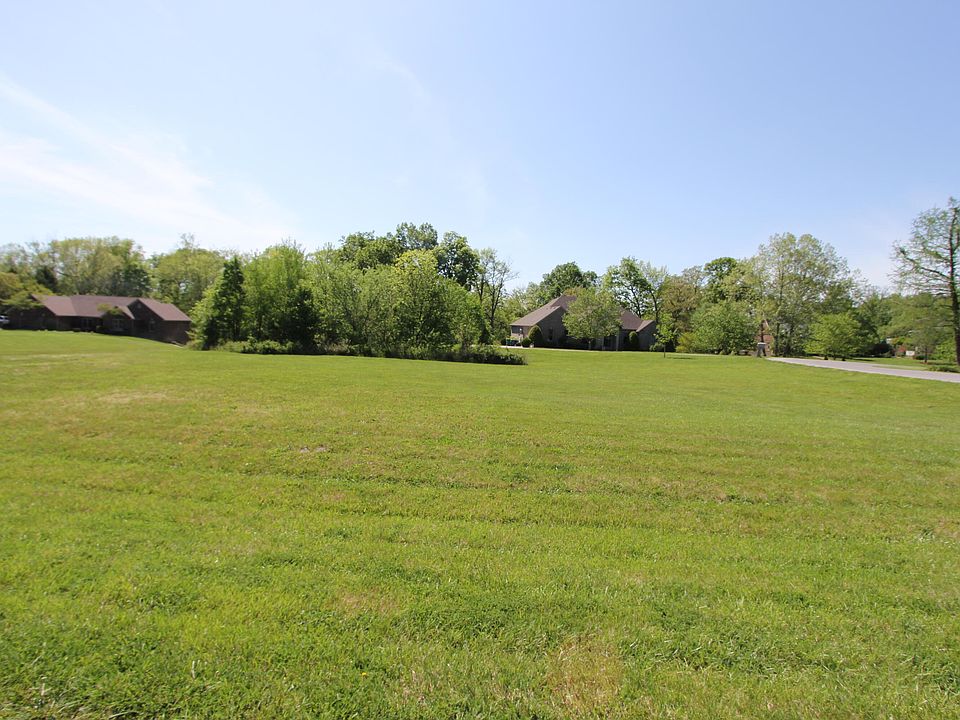 1st image of 29 Fairway Dr