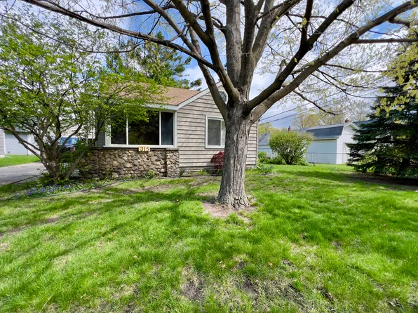 315 E Cowan Ave, Madison Heights, MI 48071