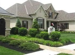 8853 Shaffer Dr, Powell, OH 43065