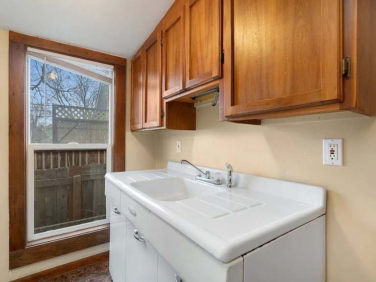 1221-1223 N 13th St — Photo 13