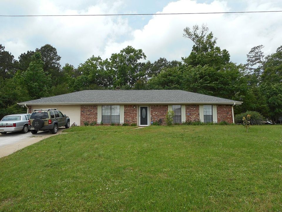 Beautiful, Renovated, 4 min to Ft. Polk