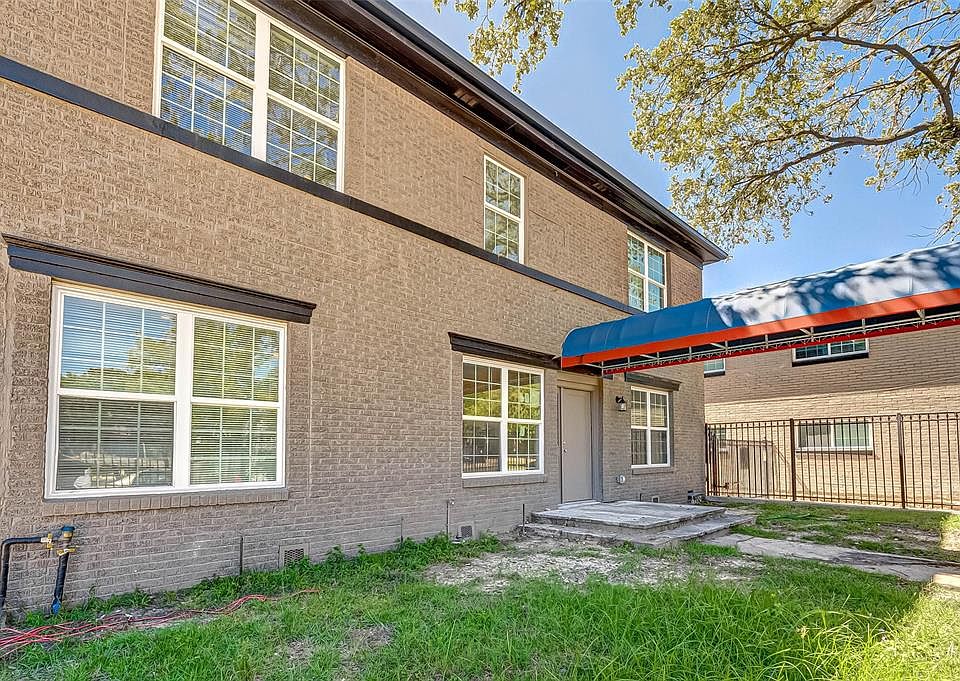 1st image of 2512 Southmore Blvd #A