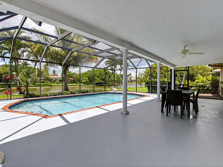 10305 Crosswind Rd — Photo 36