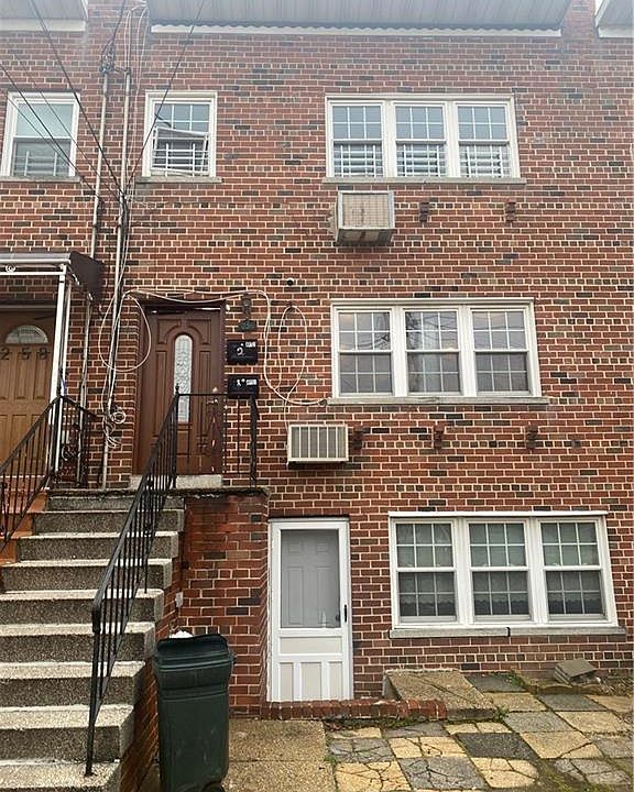 256 Robinson Ave, Bronx, NY 10465 | MLS #H6233296 | Zillow