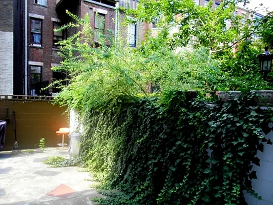 Rented by Citi Habitats | media 44