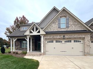 7022 Westfield Village Cir, Summerfield, NC 27358