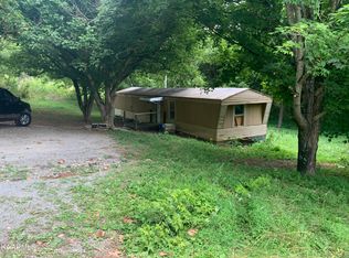831 Mabetown Rd, Tazewell, TN 37879
