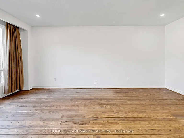 23 Dorian Pl — Photo 5