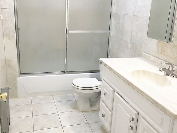 4th image of 3400 71st St