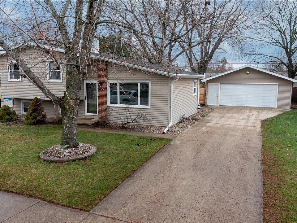 1st image of 1058 Tullar Rd