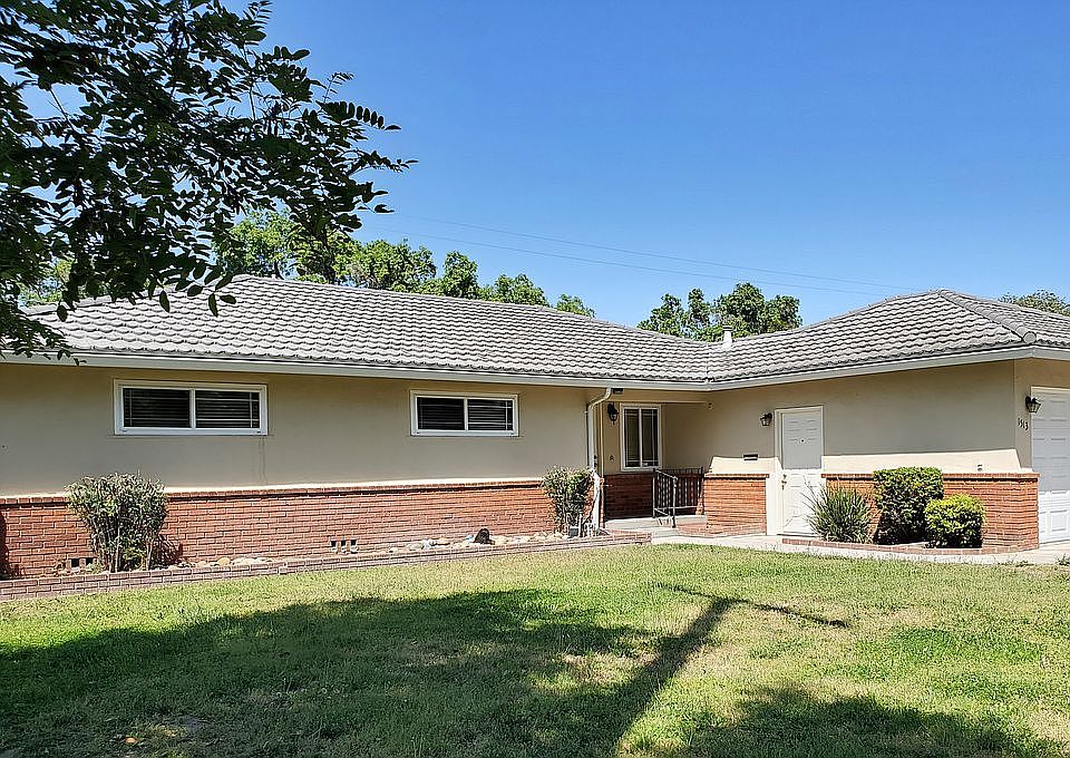 1st image of 1513 W Roseburg Ave