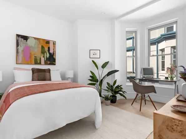 1370 Dean Street image 4 of 7