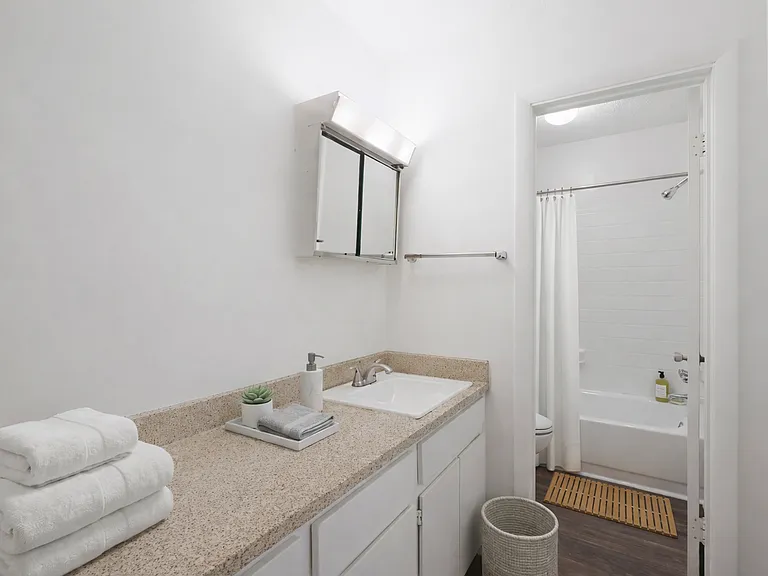 Hampton Hall | Comfort, Convenience, & Community All In One — Photo 161