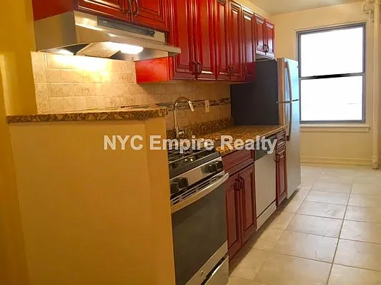 Rented by NYC Empire Realty Inc | media 28