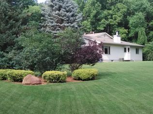 10669 S Dalzell Rd, Traverse City, MI 49684