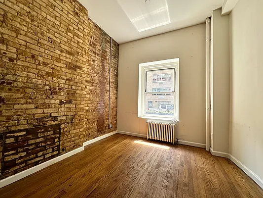 Rented by Corcoran | media 12