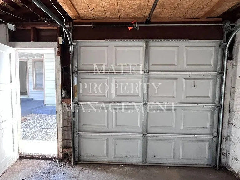548 Esgar Ave — Photo 18
