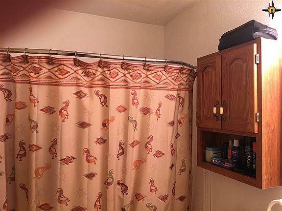 3rd image of 1209 E Green Acres Dr