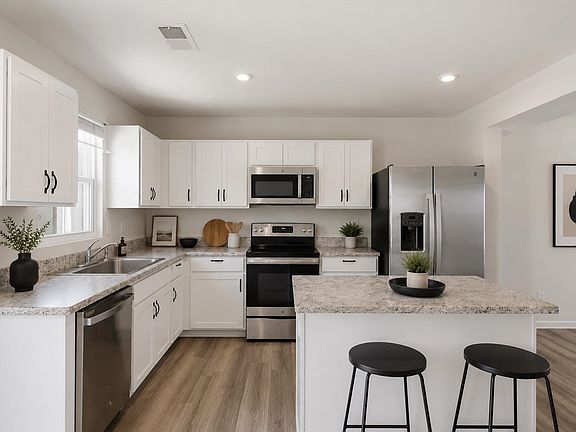 5th image of 231 Lehman Way