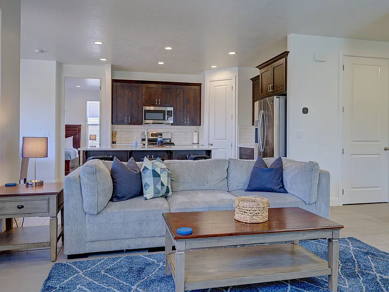 301 N Ladera Dr — Photo 4