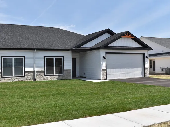 305 Linden LANE, Delavan, WI 53115