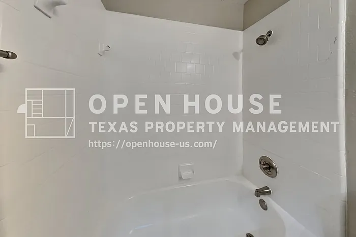 222 Mahogany Dr — Photo 17