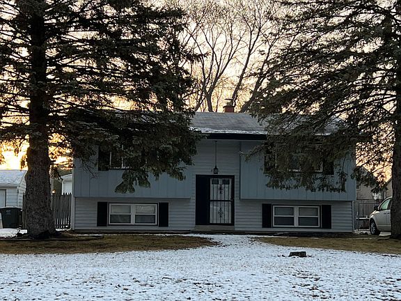 2nd image of 5960 S 35th St