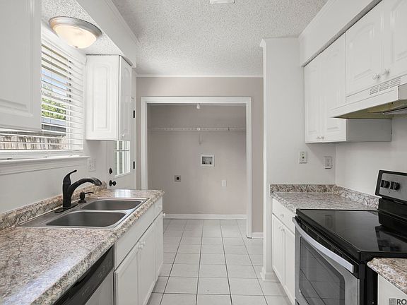 3rd image of 1793 Boulevard De Province APT D