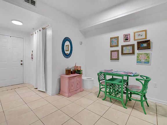 5th image of 2801 Chancellorsville Dr APT 826